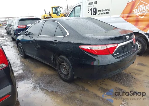 2016 Toyota Camry Le z USA, uszkodzony, nr VIN 4T4BF1FK3GR519330